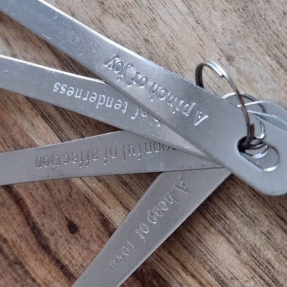 Heart Shaped Measuring Spoons - Picture 5 of 9